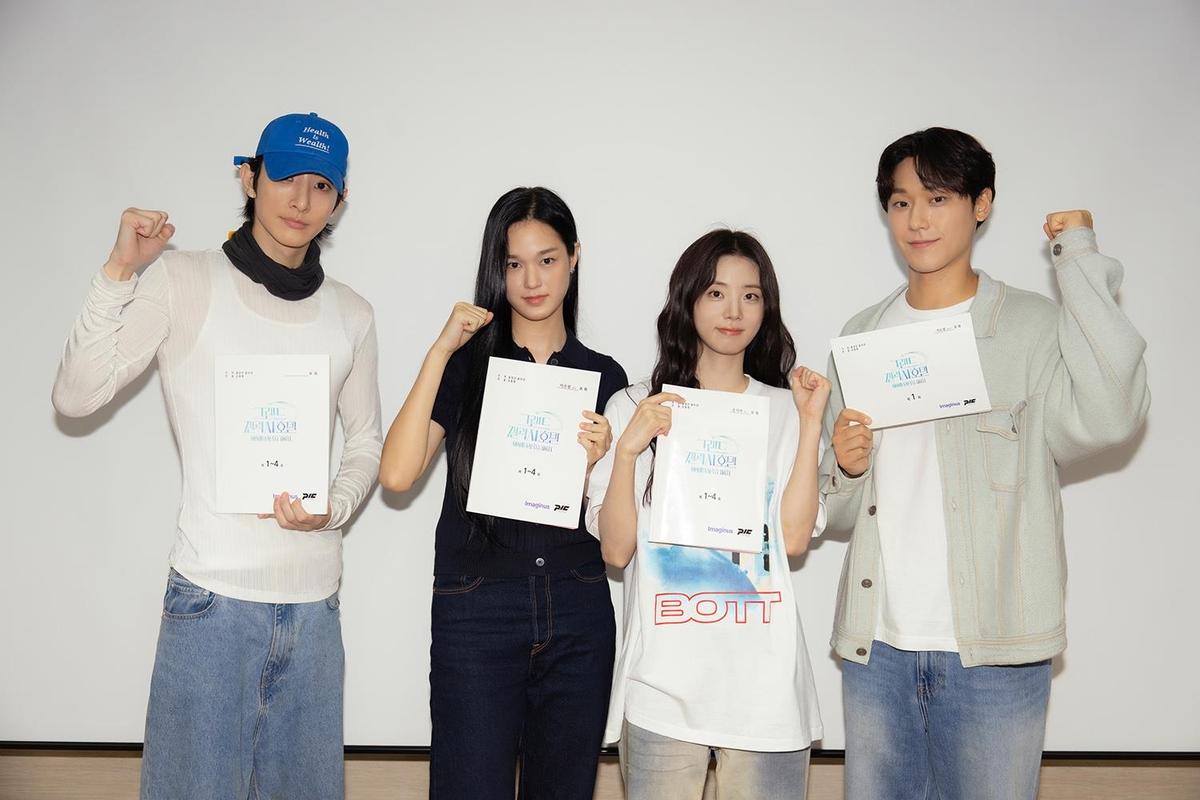 9170c884aa4395cc75b5fdeb6ce504ba_1760322762_6686.jpg 9170c884aa4395cc75b5fdeb6ce504ba_1760322762_6686.jpg